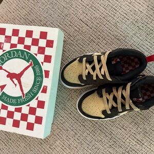 Air Jordan 1 low “Pizza”